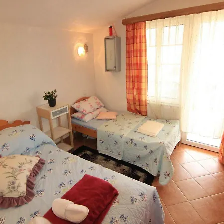 Appartement Adis Vir