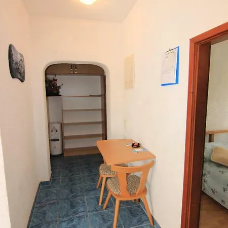 Adis Appartement Vir